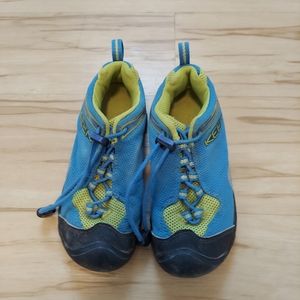 KEEN Boys Water Shoes - 13